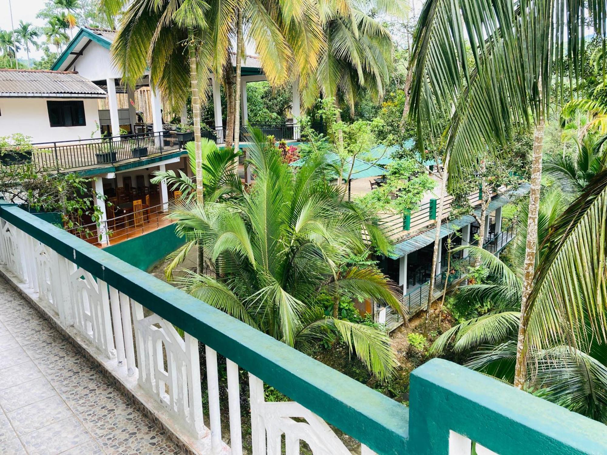 Rainforest Lodge, Deniyaya Singheraja Exteriör bild