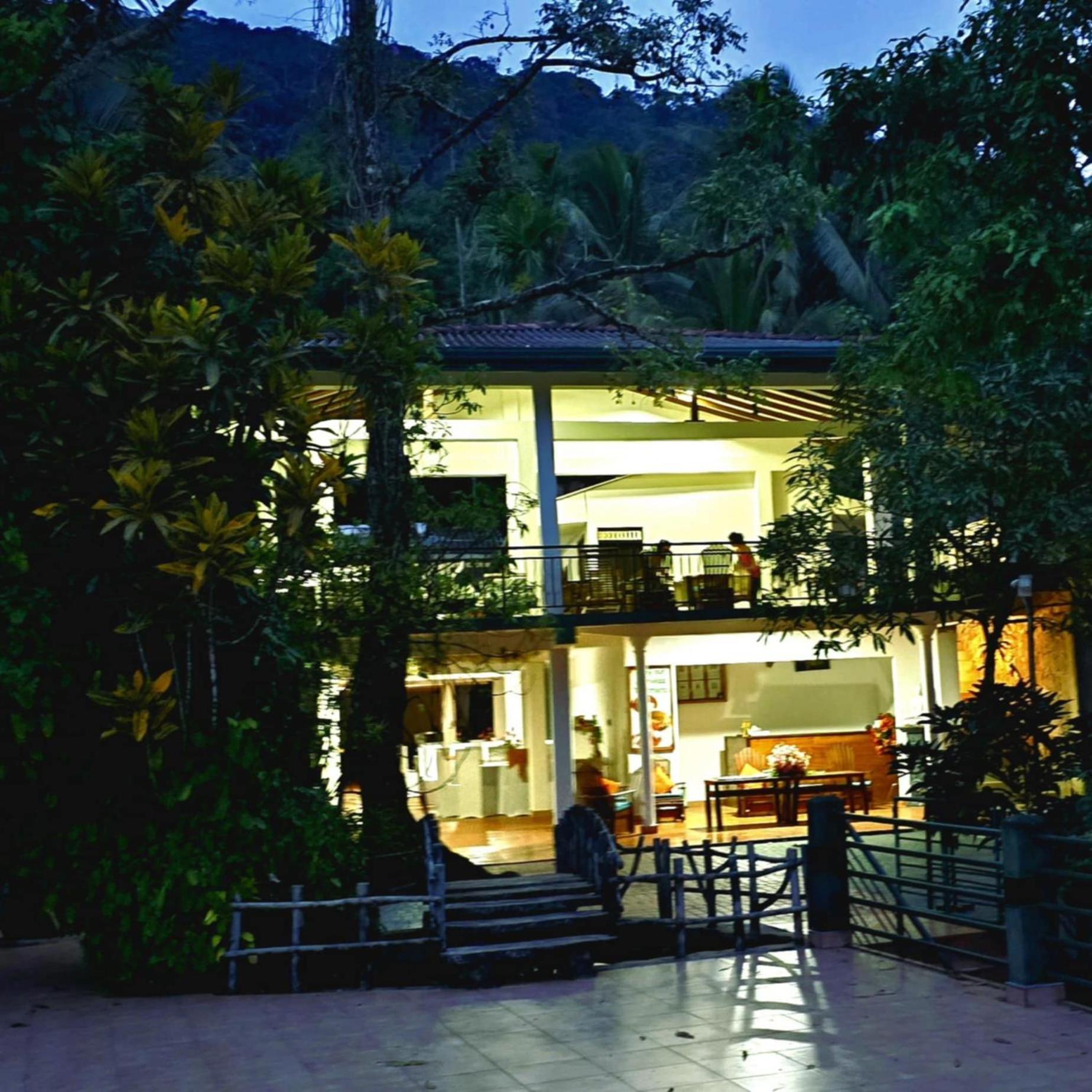 Rainforest Lodge, Deniyaya Singheraja Exteriör bild